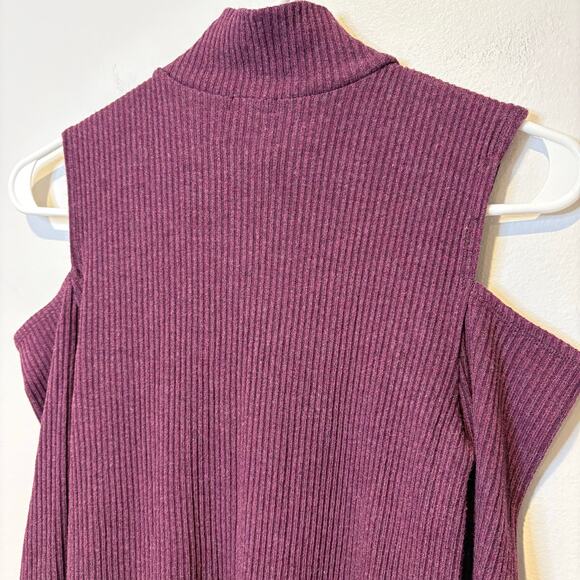 Splendid Sweater Dress Ribbed Women's Small Ribbed Mock Turtleneck Cold Shoulder - Picture 7 of 7